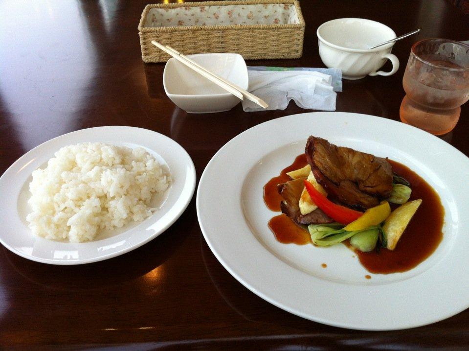 レストランダイヤ