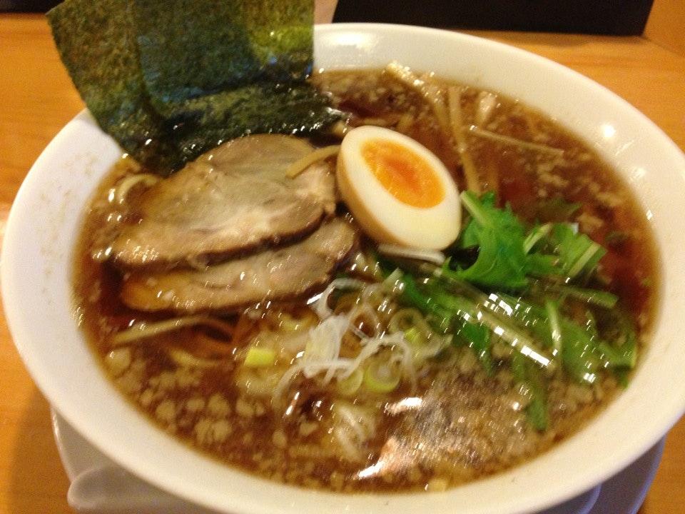 麺と酒の肴 葉彩人