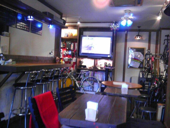 BICYCLE & CAFE BAR PELOTON