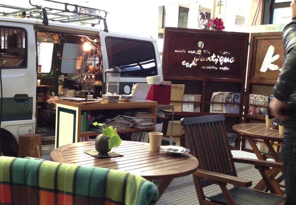 Cafe Jantique