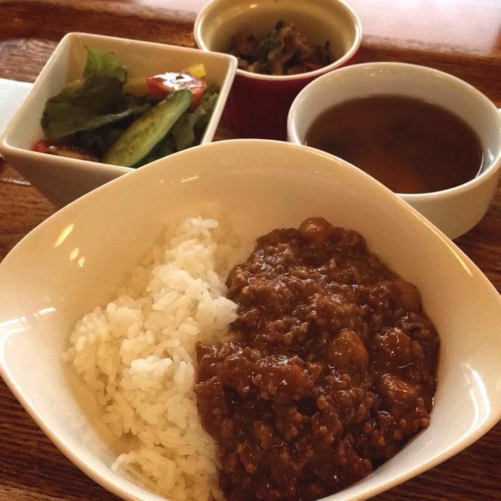 アンダーバー