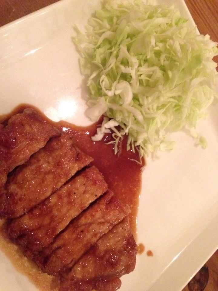 Tonn cafe dining