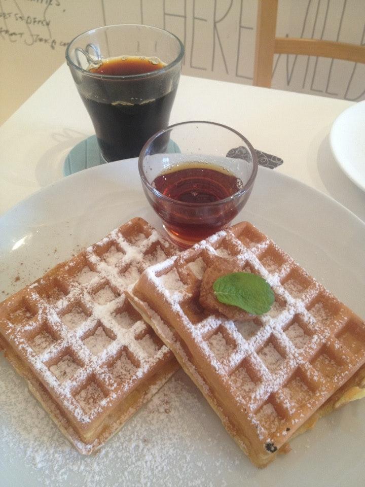 Waffle Cafe LU-CA