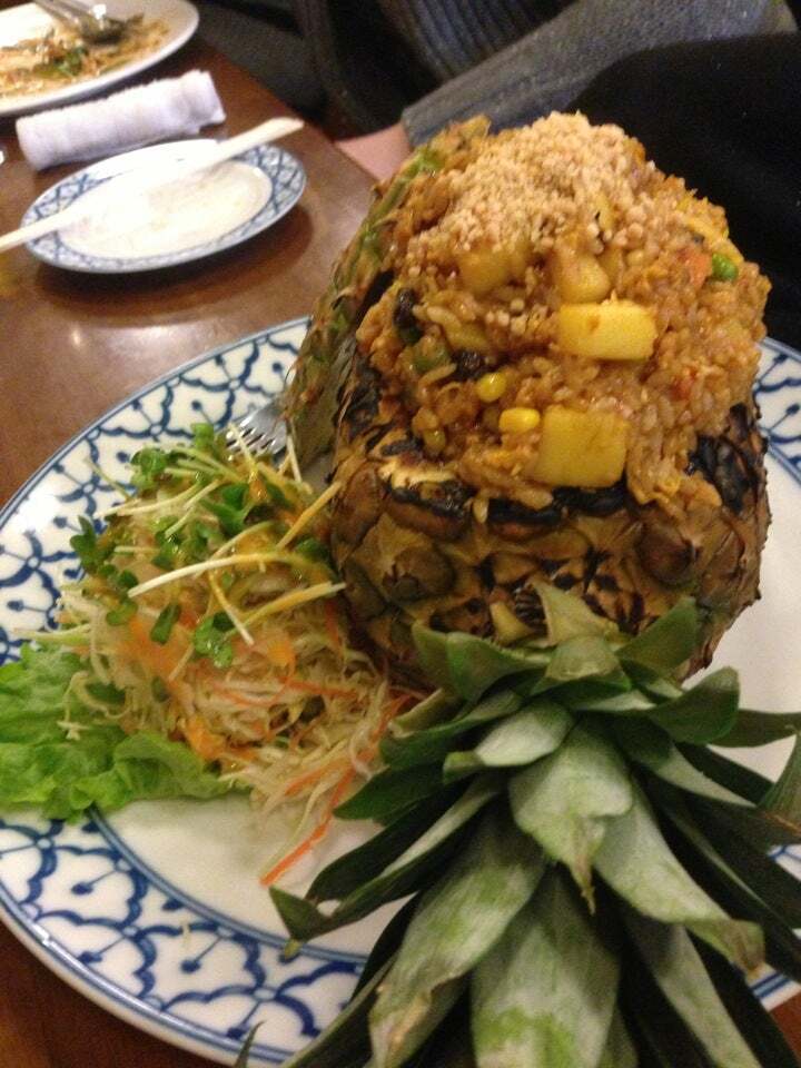 รวงข้าว Thai Restaurant