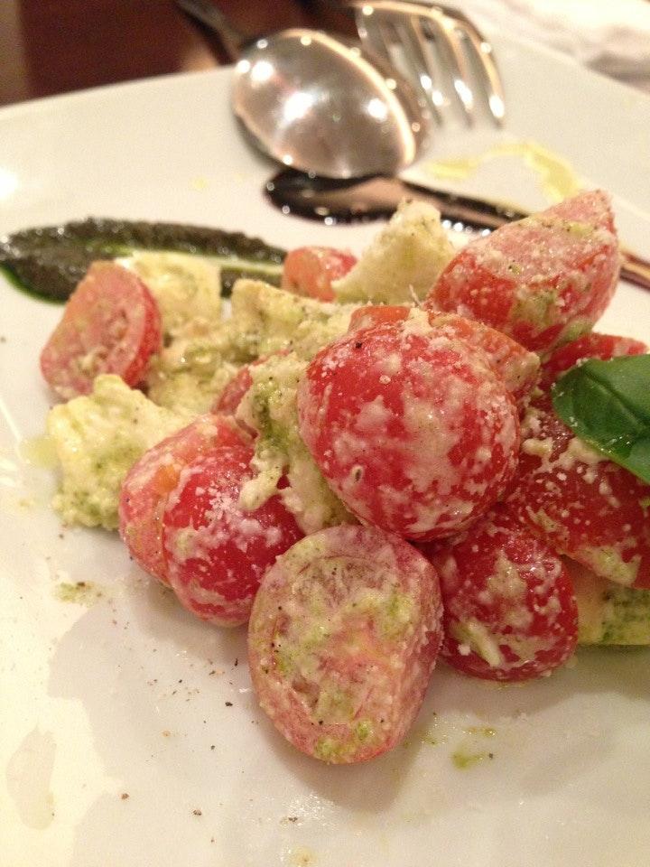 Italian Restauranttawara