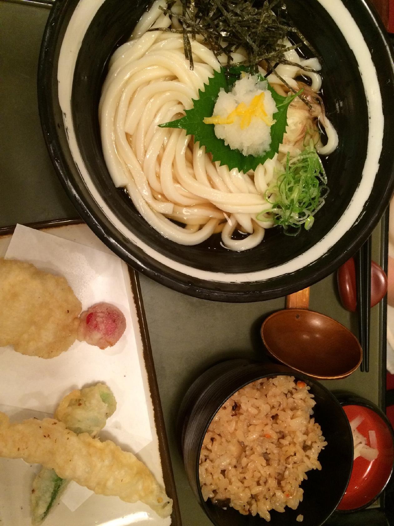 手打ちうどん 杵屋