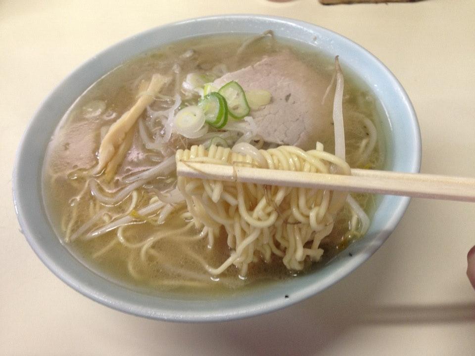 ラーメン専門 味のまるとも