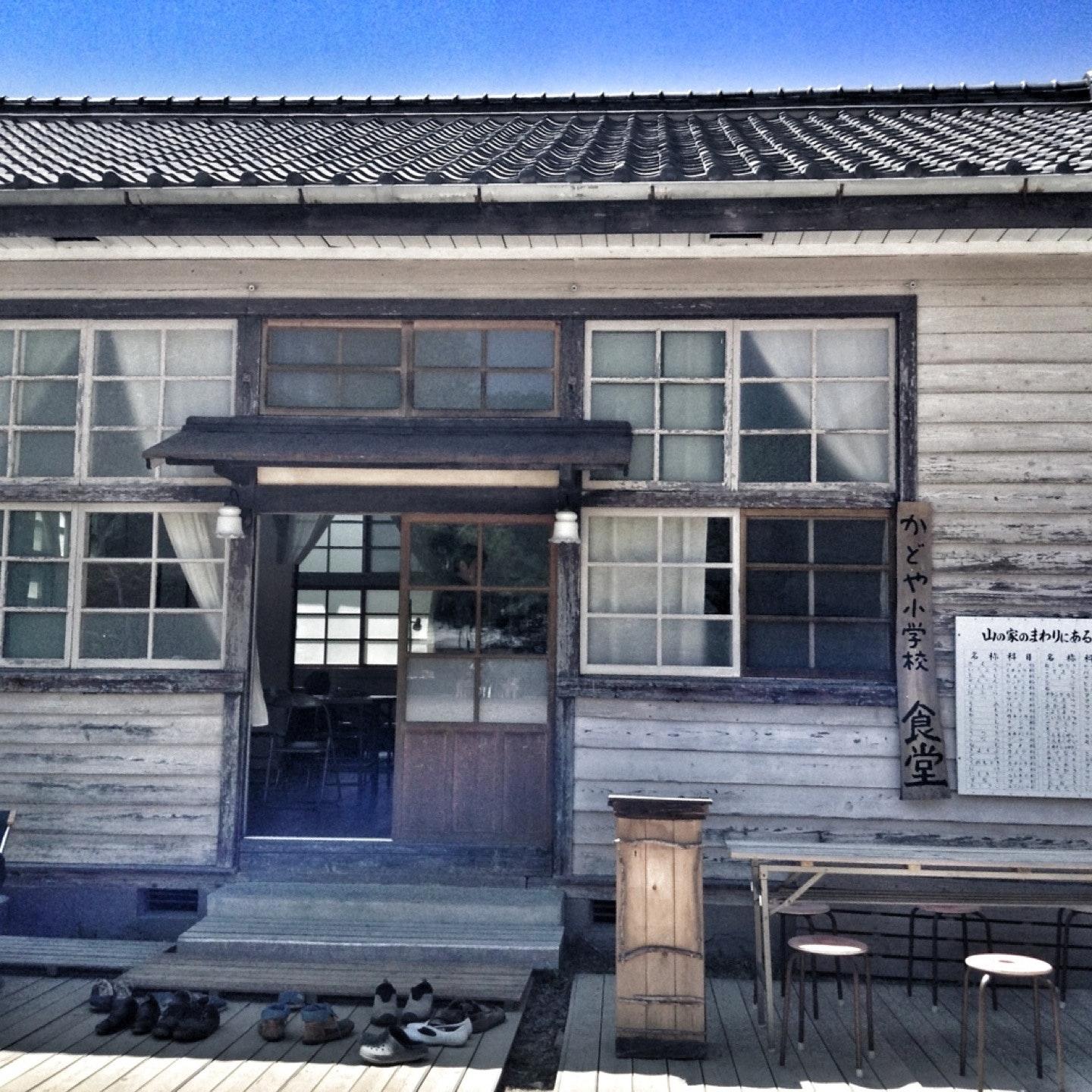 門谷小学校 食堂