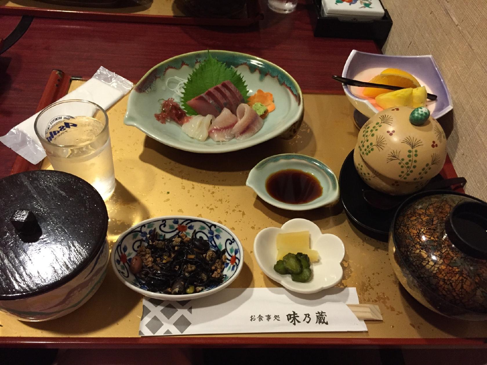 民藝茶屋いろり