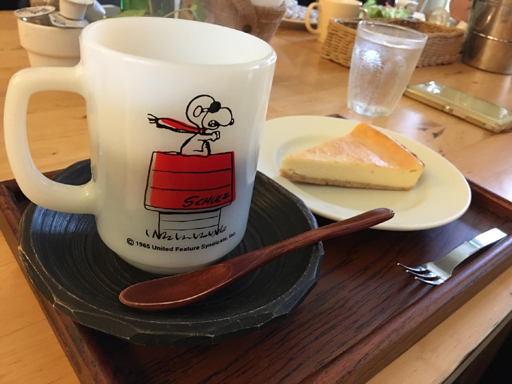 & Cafe