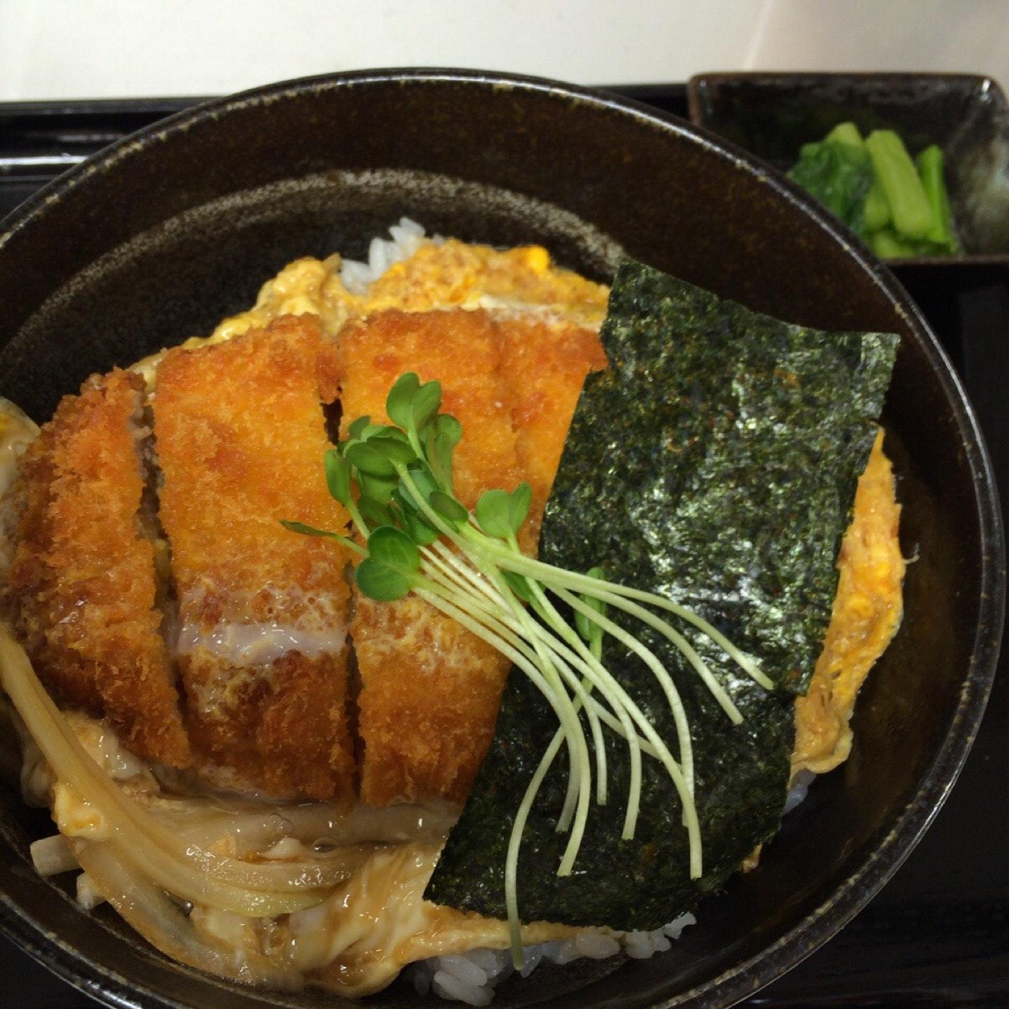どんどん 食堂 藤沢石川店