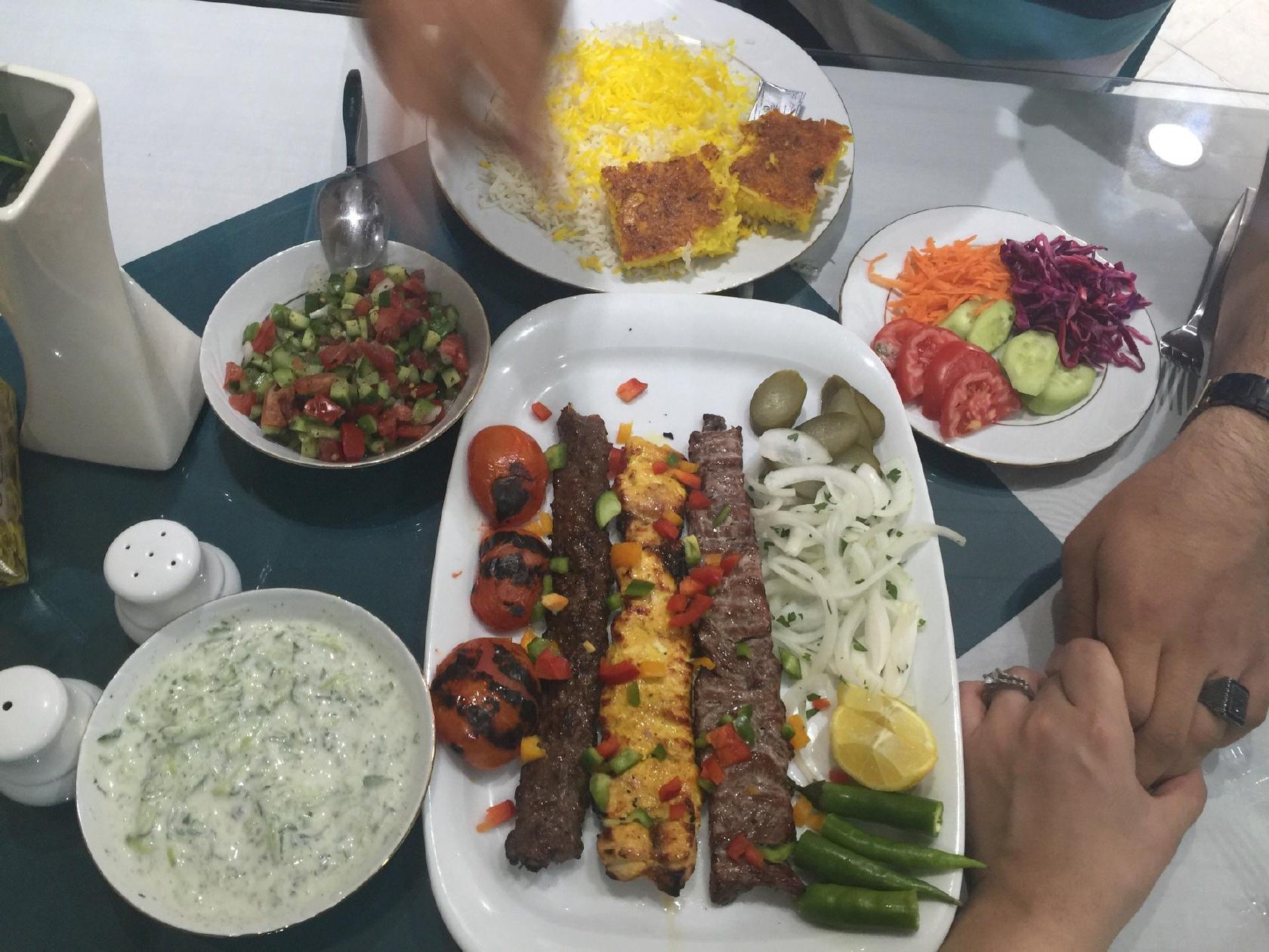 کافه کتاب دیار