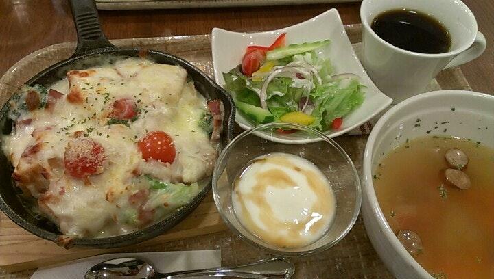 momom モーマム スウィーツ&パンカフェ