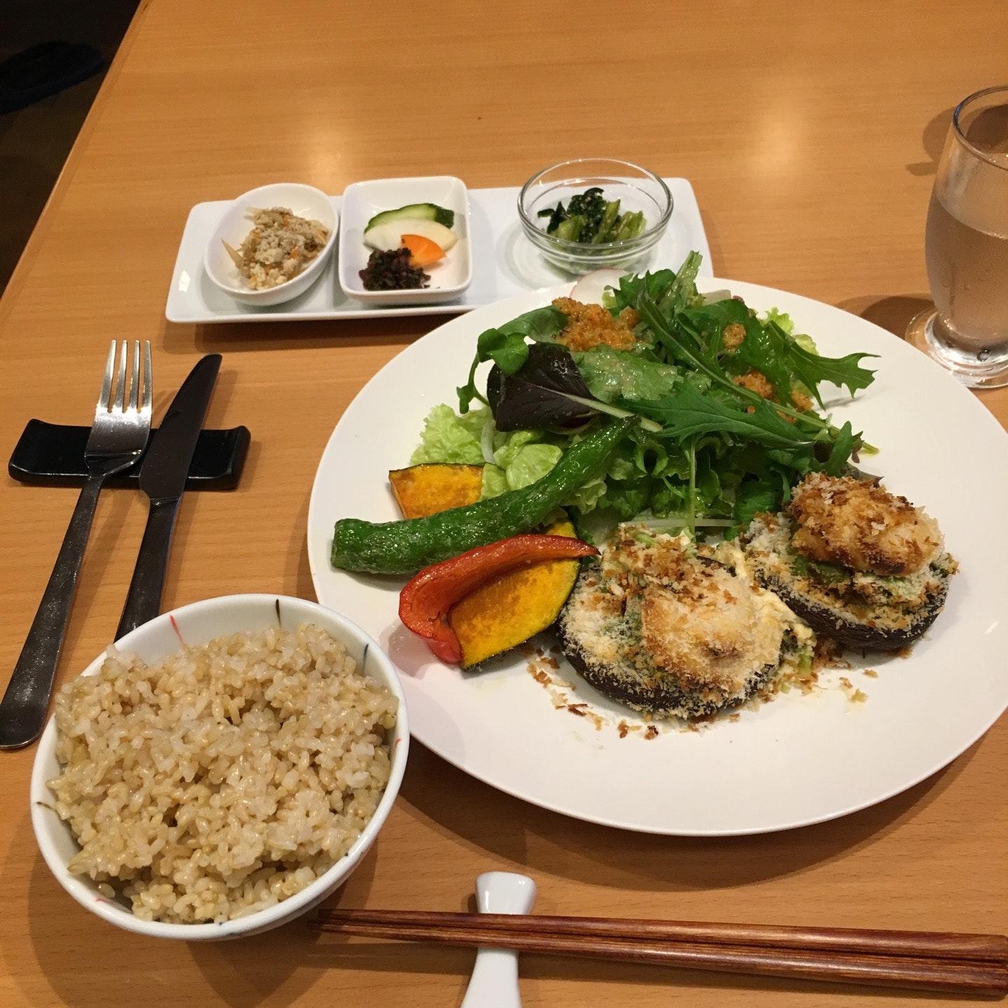 たまな食堂 南紀白浜店