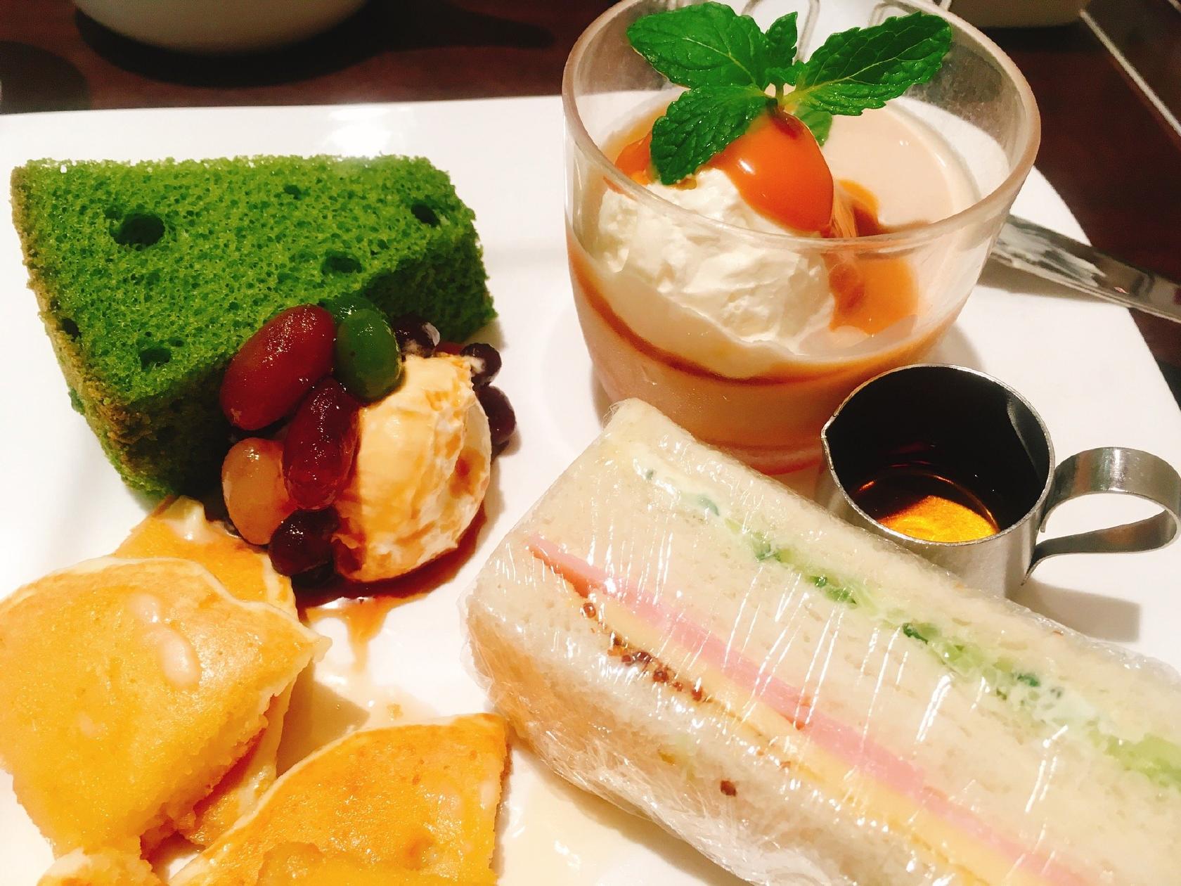 カフェ エディアール@伊勢丹府中店