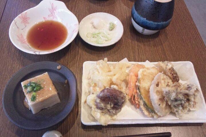 季節野菜と手打ち蕎麦 びすとろ 野の茶
