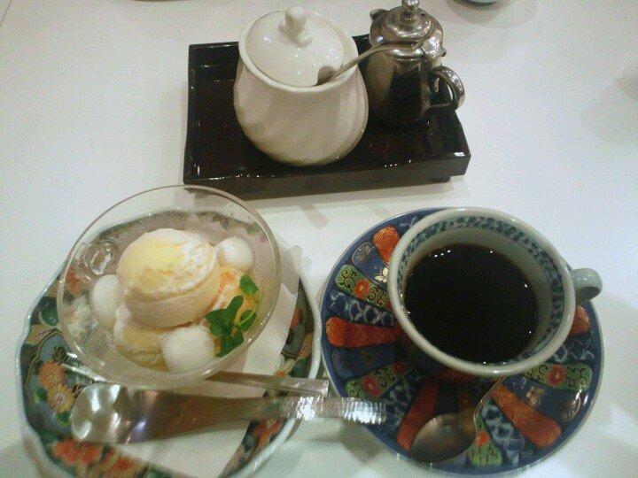 麻布茶房モラージュ菖蒲店