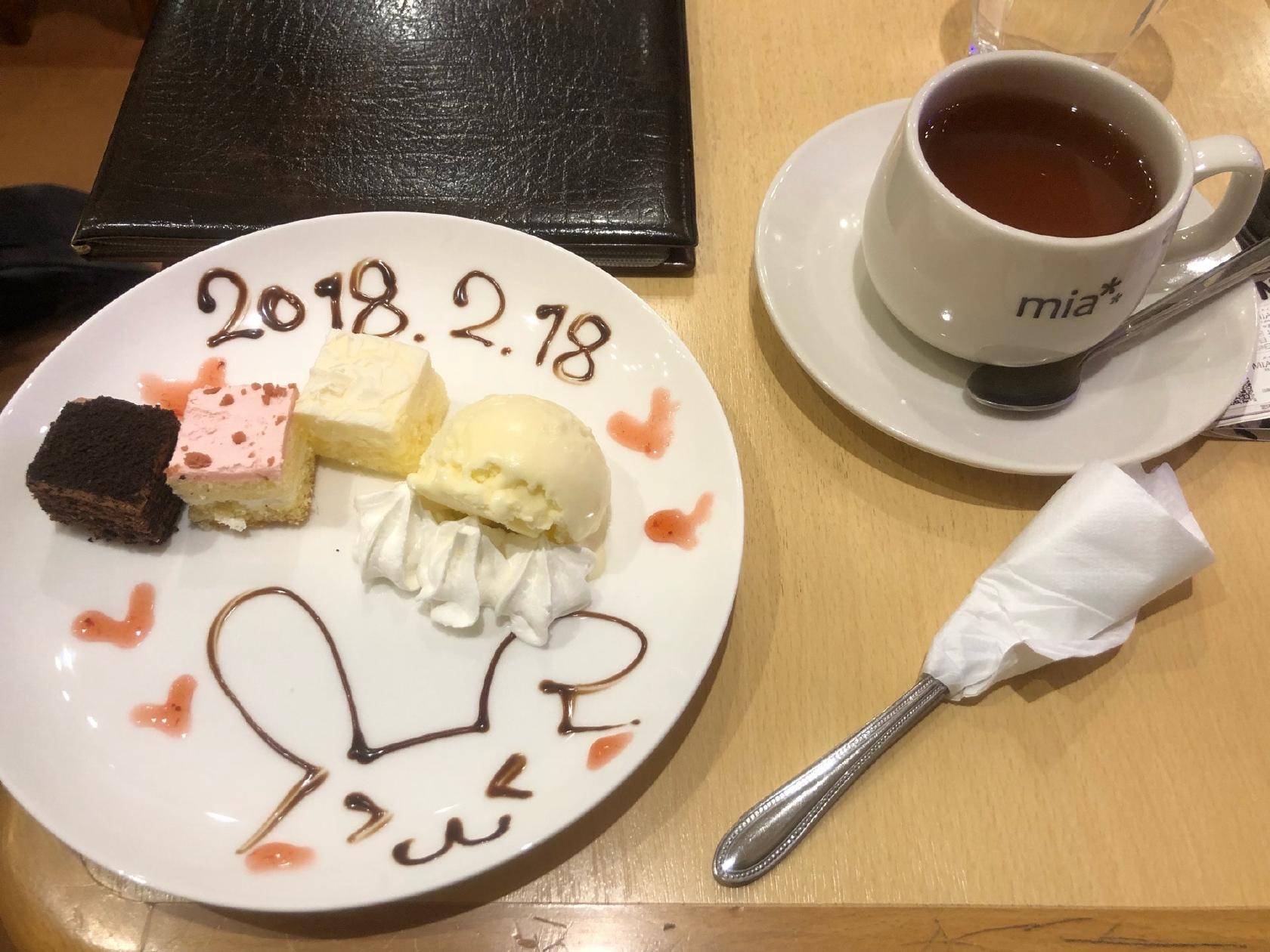 m.i.a cafe