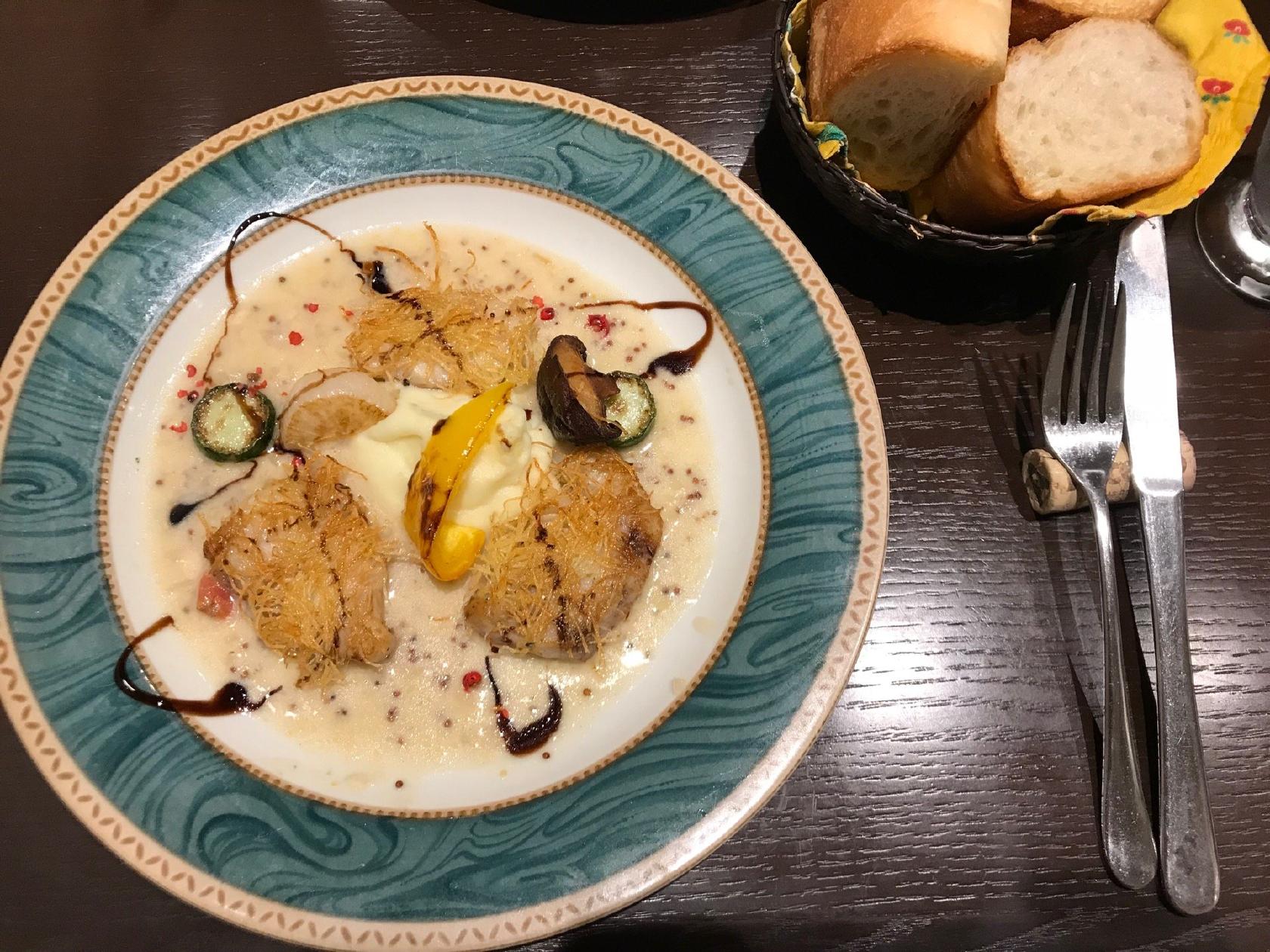 ワインバル st. anna
