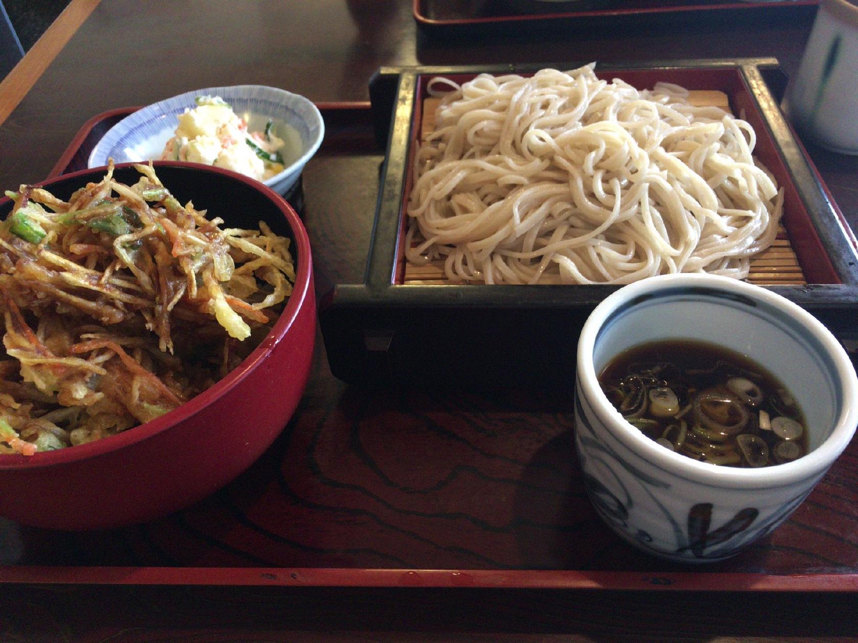 手打そば・うどん信濃