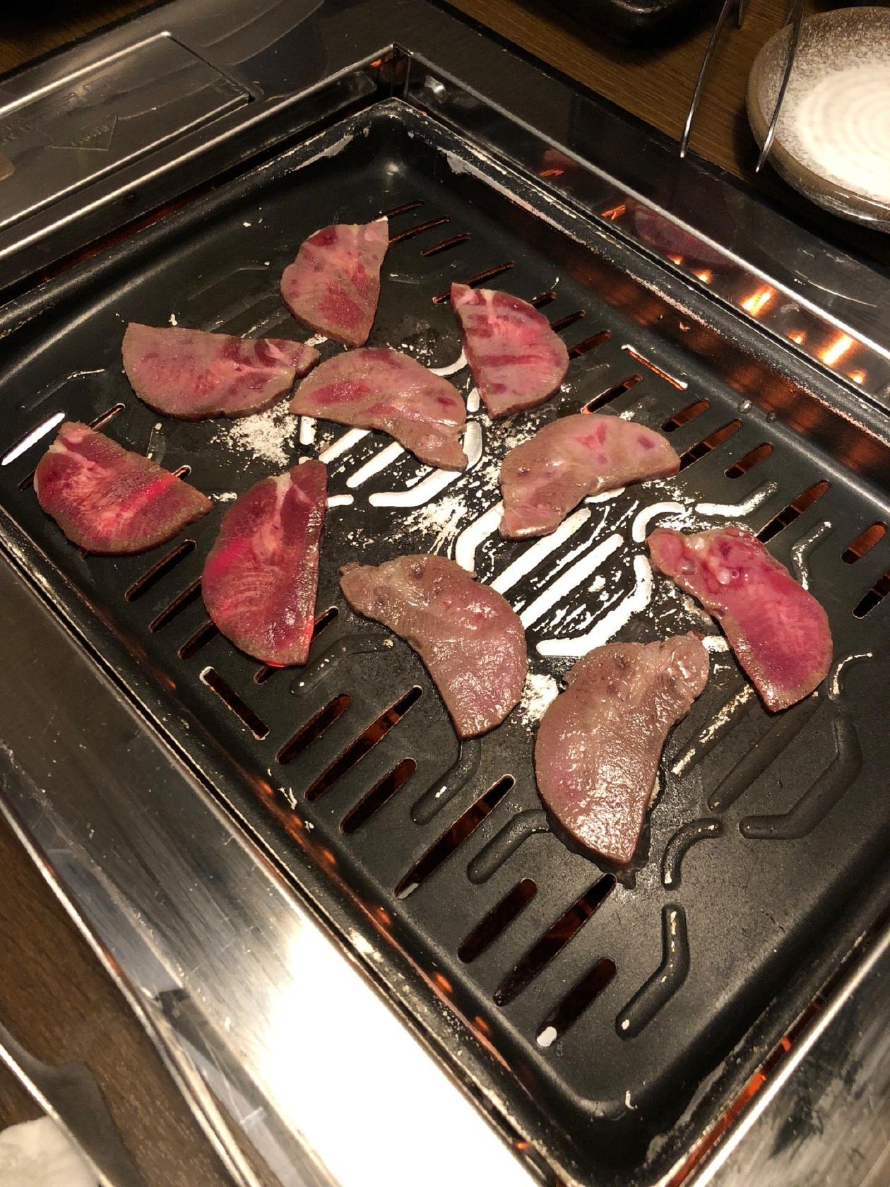 朧月
