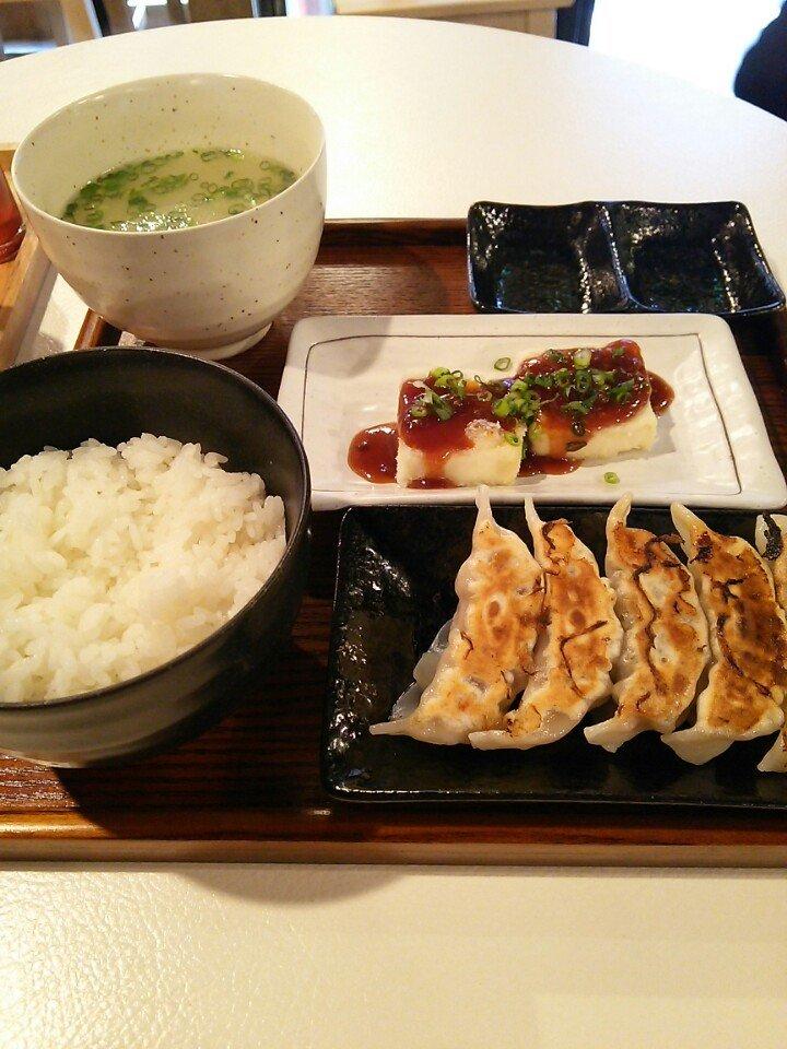 餃子バル　パチパチ