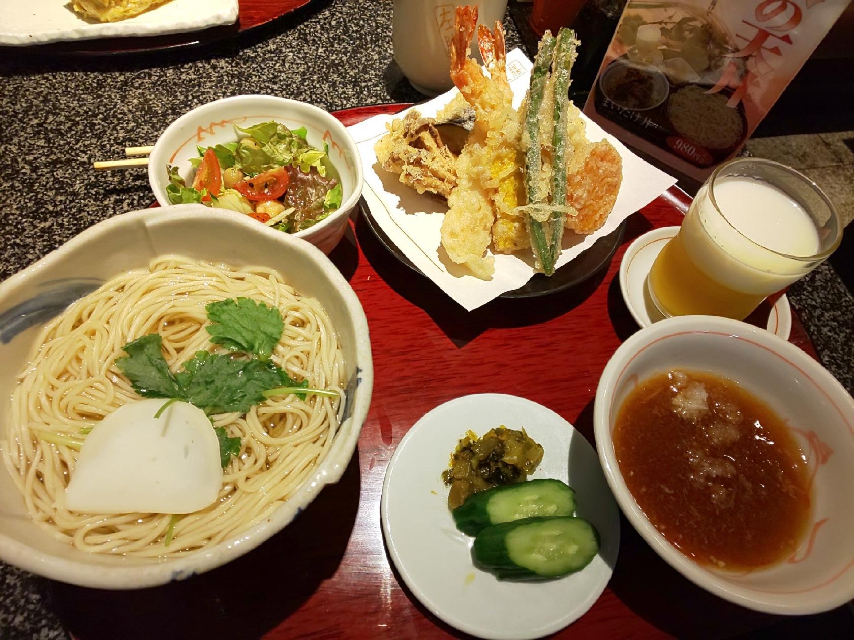 左膳