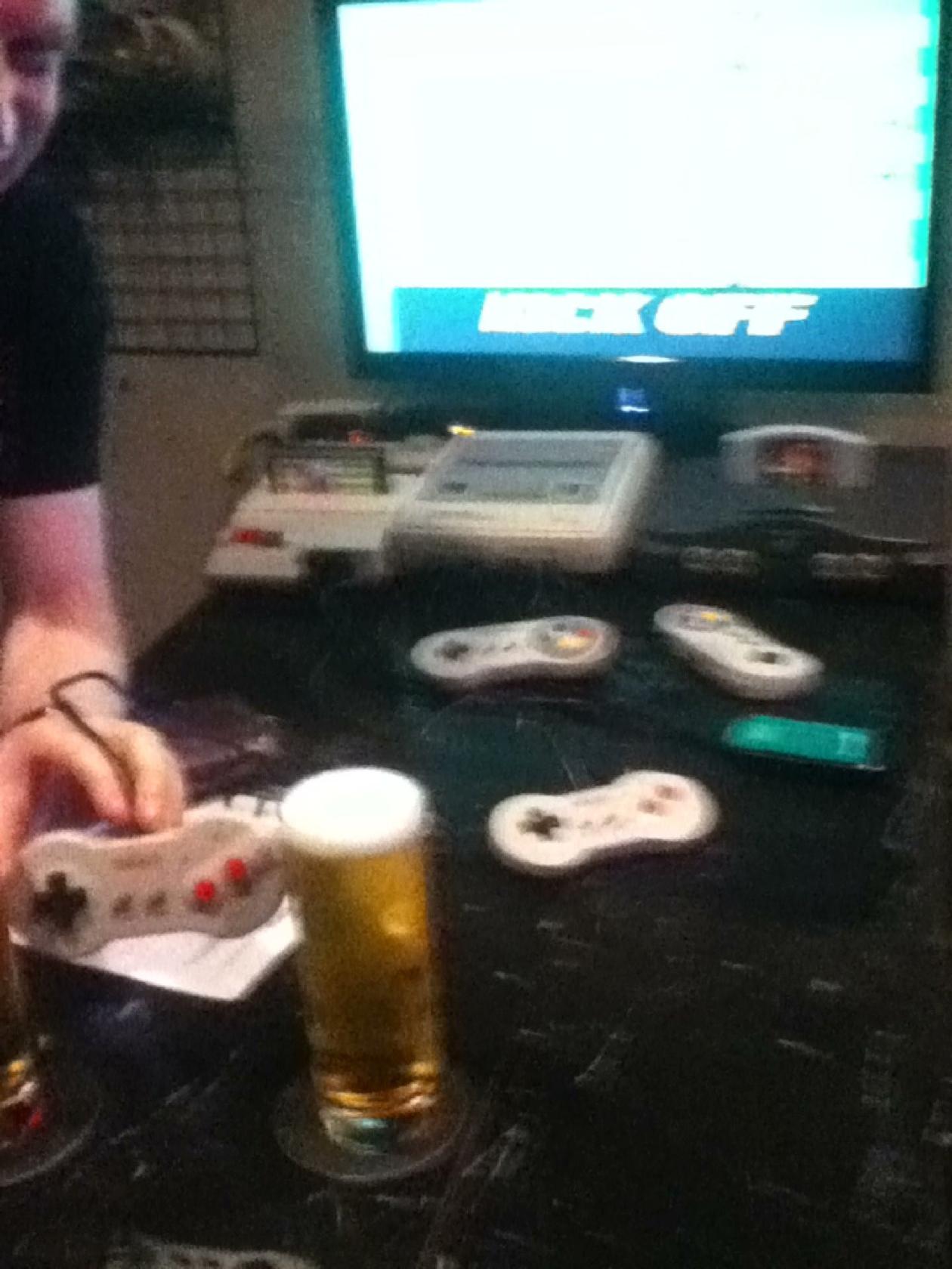 ビデオゲームバー「Ｂ’」