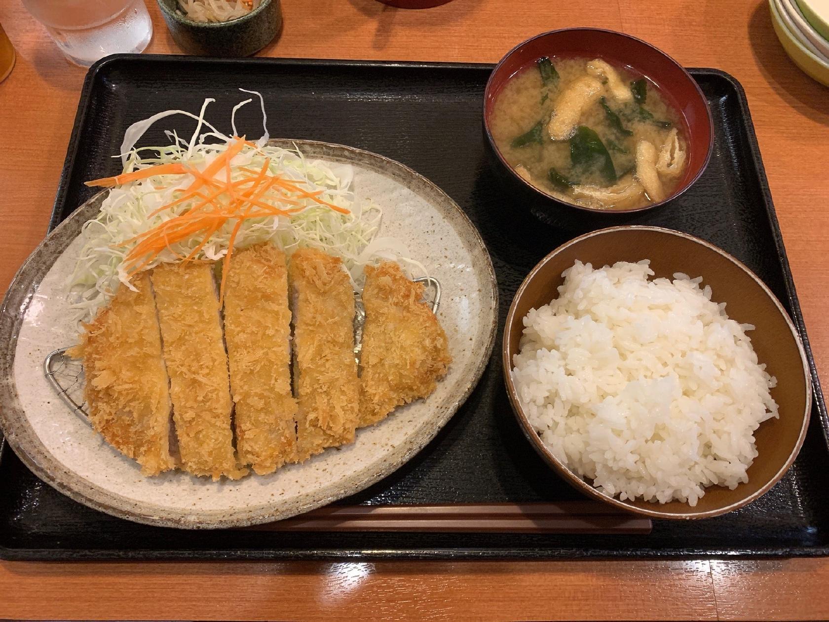 とんかつとこだい精肉店