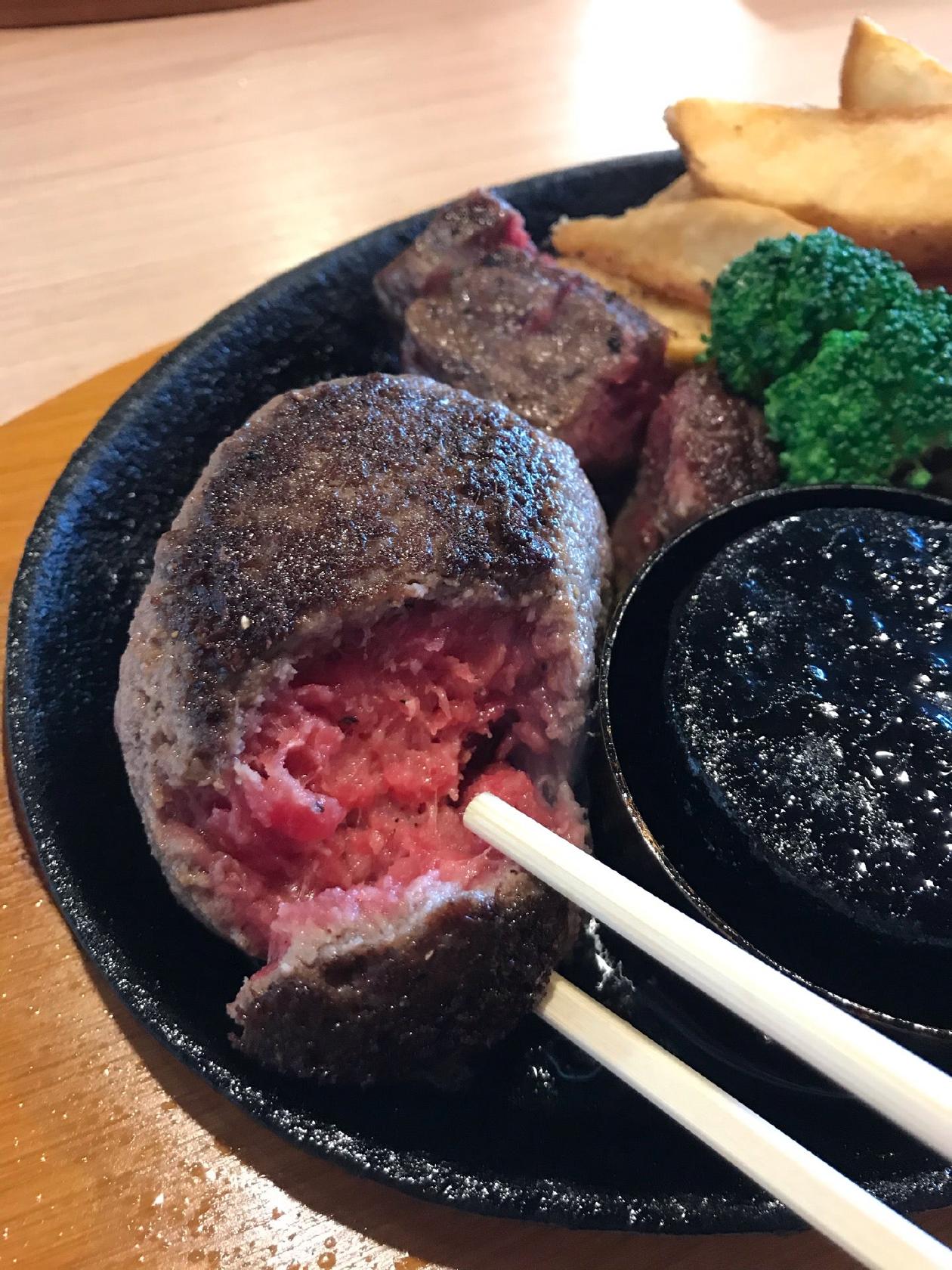 肉ダイニング＆バル カルネスタ