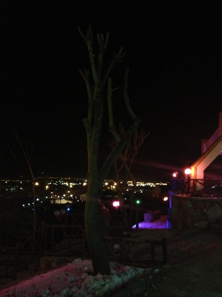 Koohe Noor Restaurant