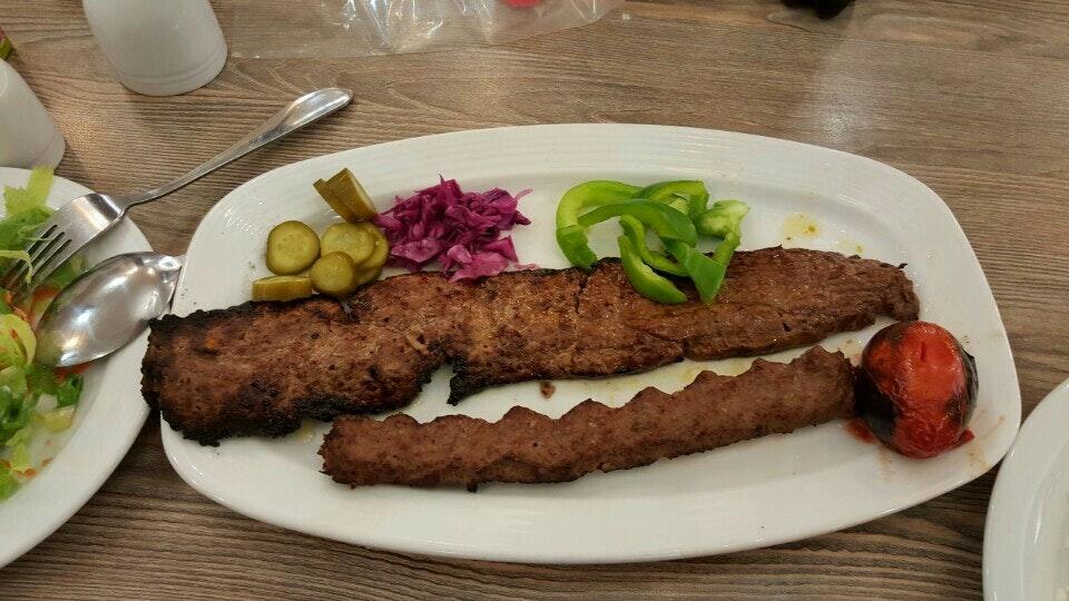 Gol-e Sang Kebab كباب گل سنگ