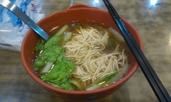 中壢新明牛肉麵