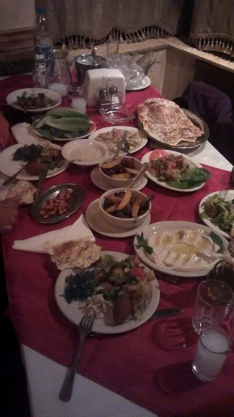 Al Fardous Restaurant مطعم الفردوس