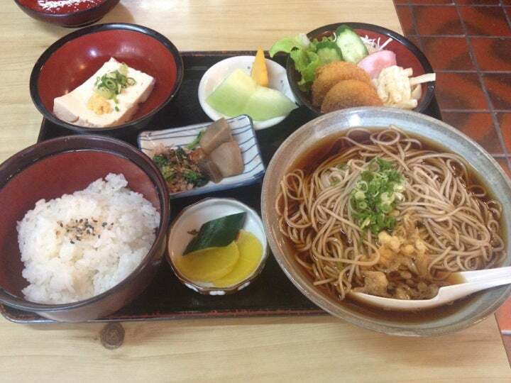 細島屋中溝店