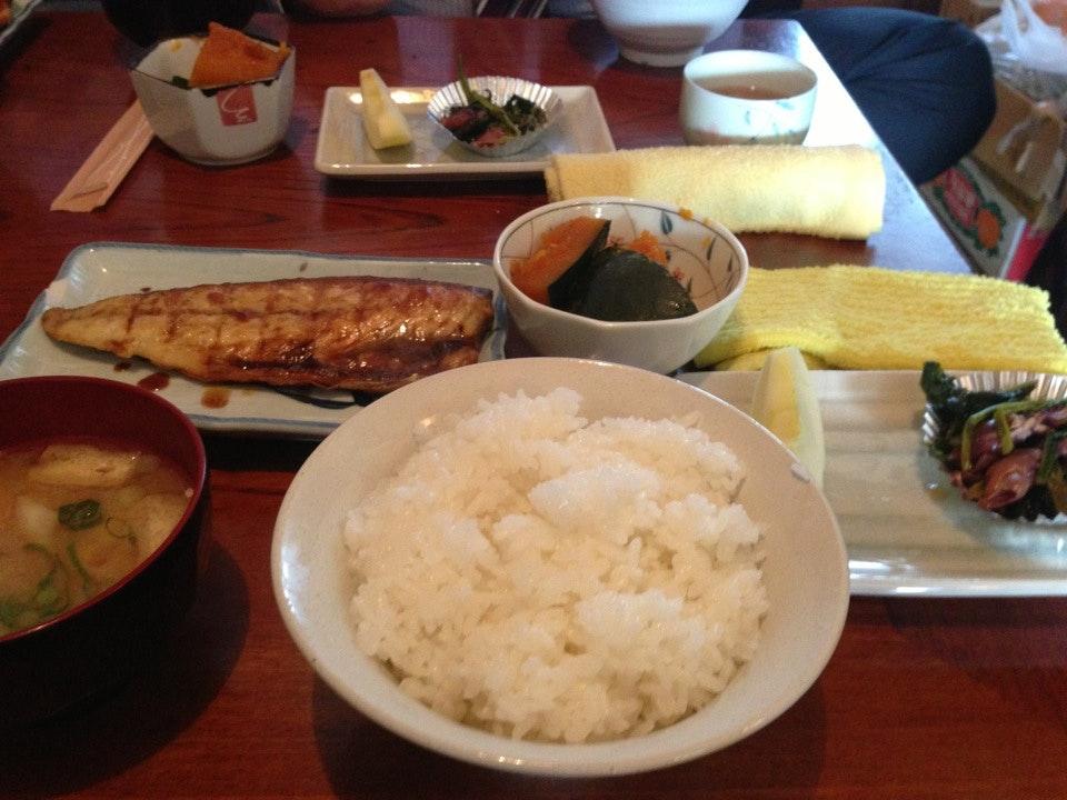 とさ