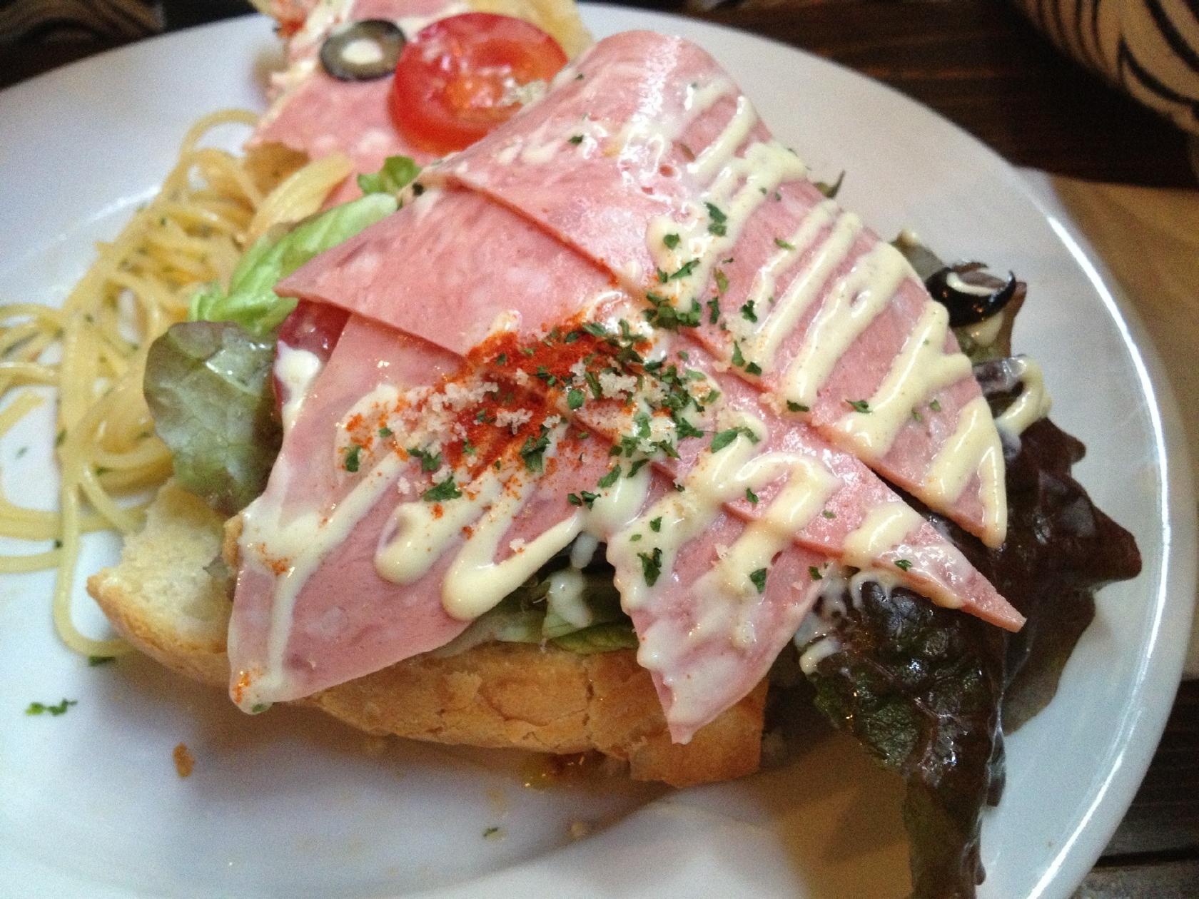 Raw Cafe
