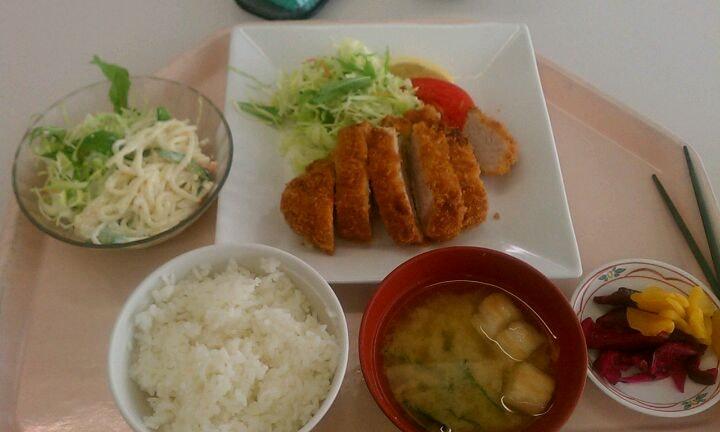 報知新聞社 東京本社 社員食堂