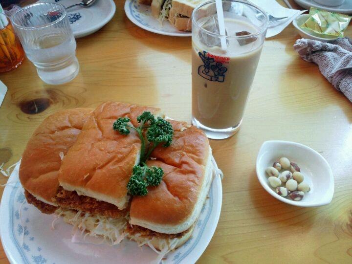 Komeda's Coffee