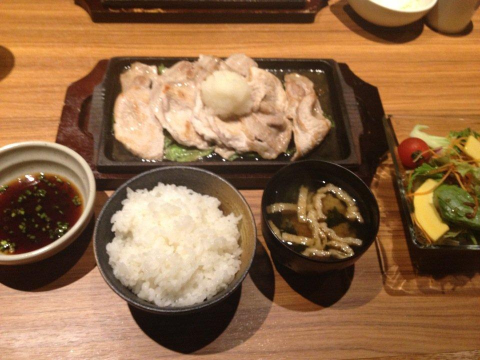 Grill Dining & Bar がぜん