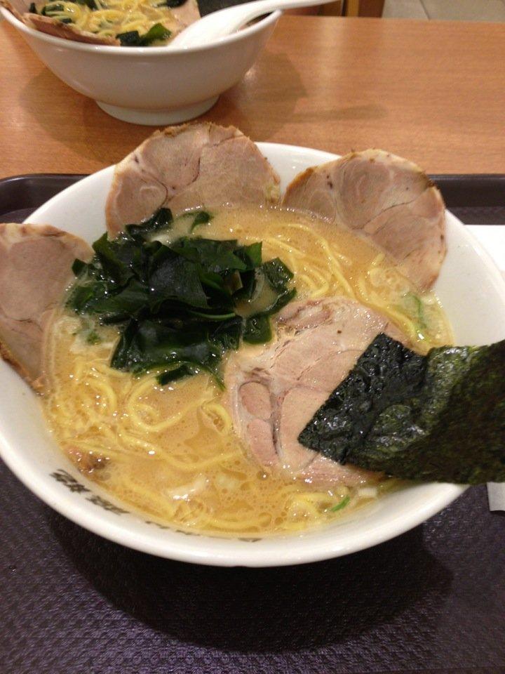 横浜とんこつらーめん藤龍