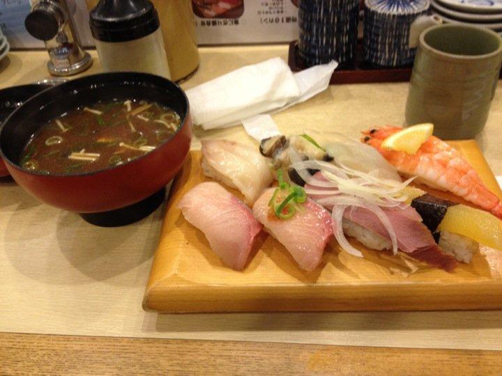 権太呂すし 江坂駅前店
