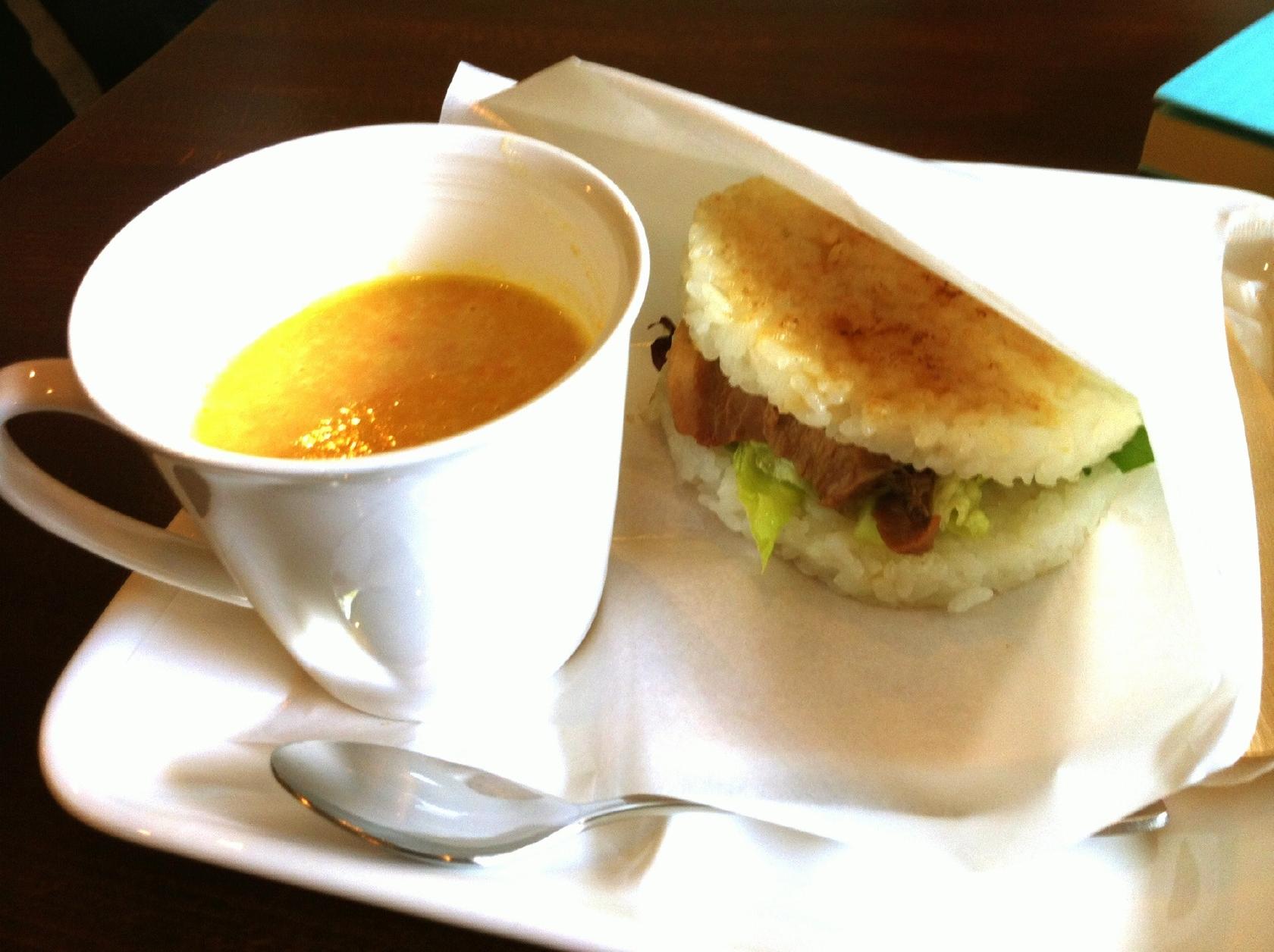 Mokkun Cafe mo*baco