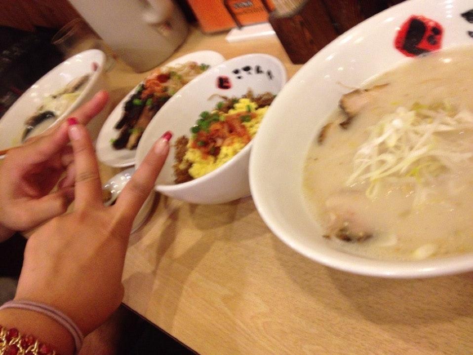 とんこつラーメン こてんぐ