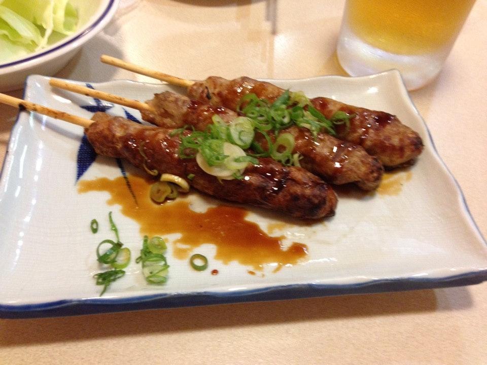 まるとみ