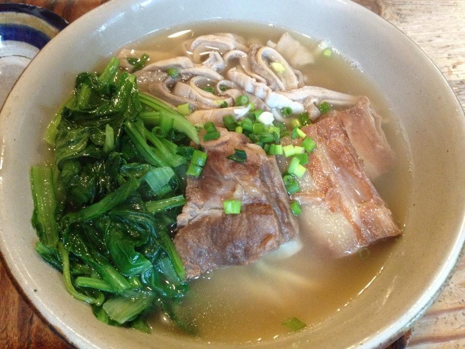沖縄そば ゆい 諸見店