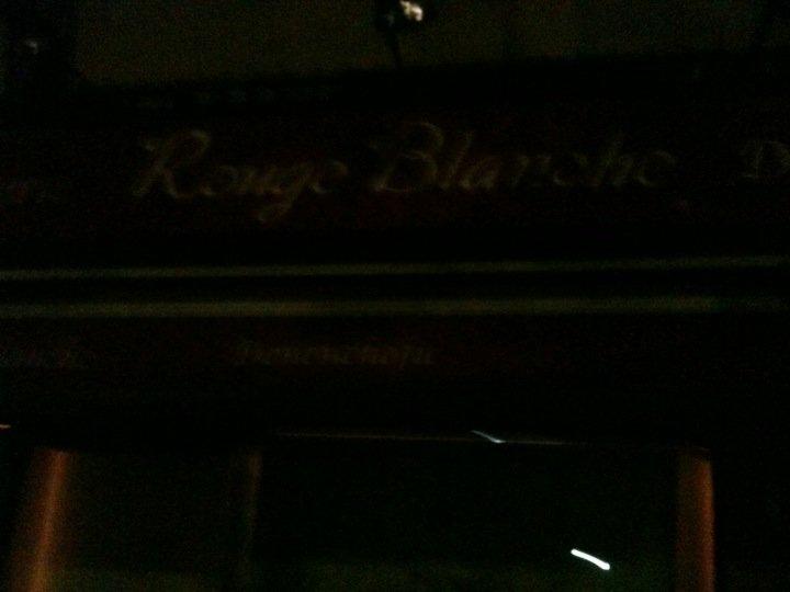 ルージュブランシュ本店