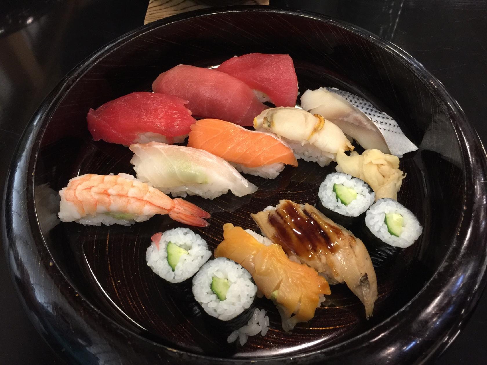 魚伊