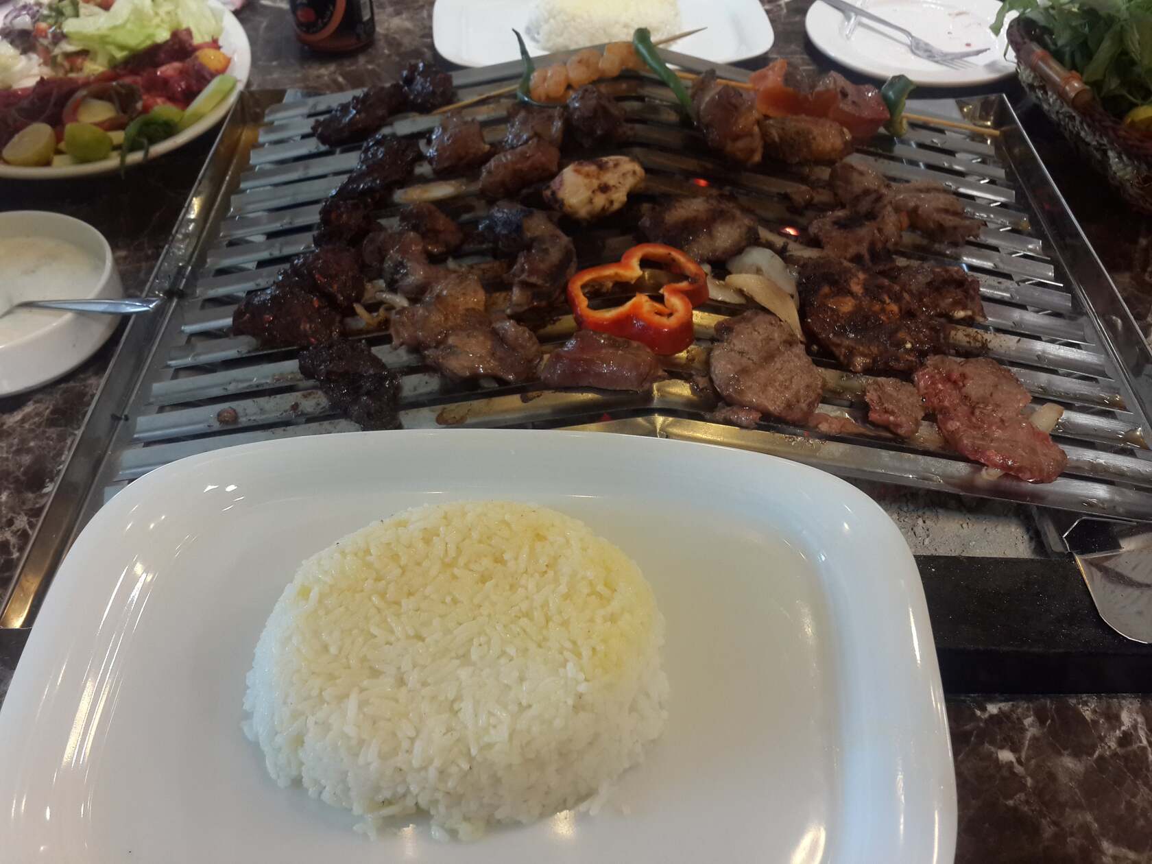 رستوران اجاق باشی Ojagh Bashi Restaurant