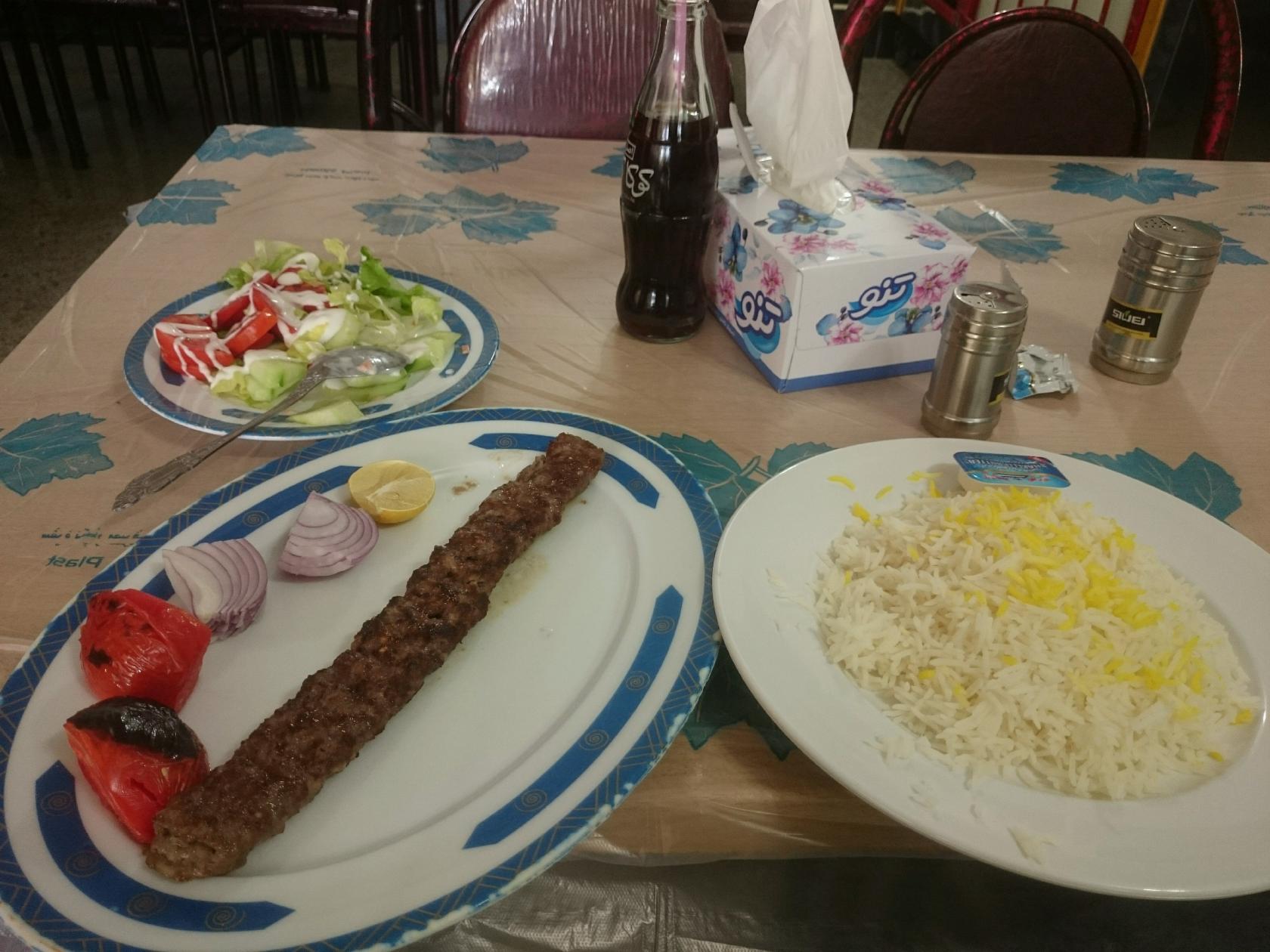 مجتمع پذیرایی و رستوران بزرگ وهابی